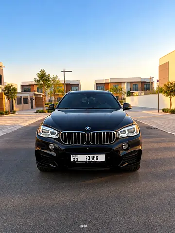BMW X6 M50i xDrive 2018 GCC Specs in Excellent Condition