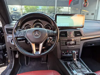 2013 Mercedes-BENZ E-CLASS photo 10