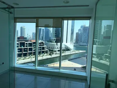 Premier Office | Water canal view | Higher floor | Opal tower