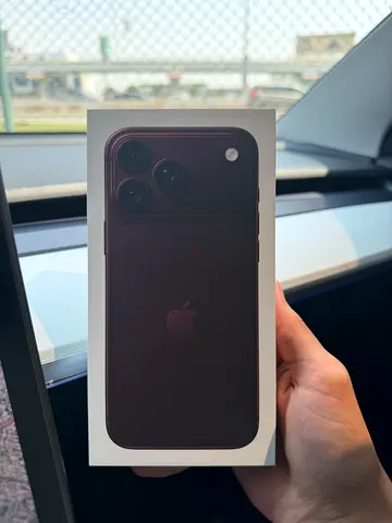 iPhone 18 Pro max 512GB burgundy color - Free delivery