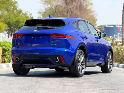 صورة 7 لـ 2018 Jaguar E-PACE