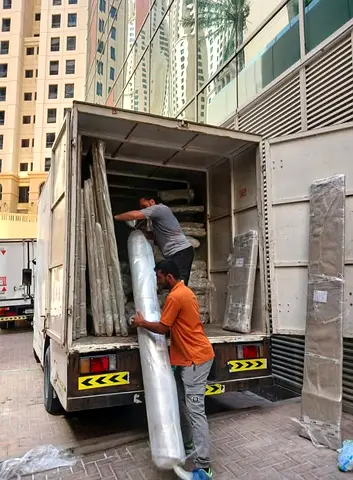 quick furniture relocation with professional movers van transport for household items, luggage
