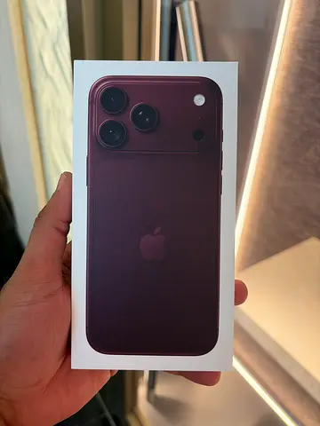 Brand new sealed iPhone 18 Pro Max 256 GB Burgundy