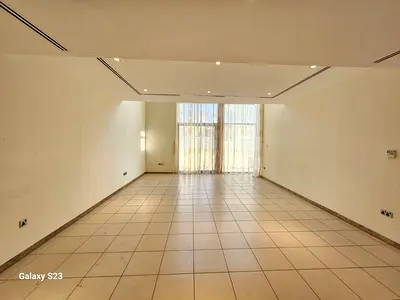 Private entrance villa 4 bedroom with maid room private backyard big size