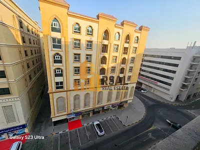Hot Offer Spacious 2BHK With Balcony Near to Safari Shopping Mall
