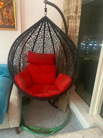 Single seater swing