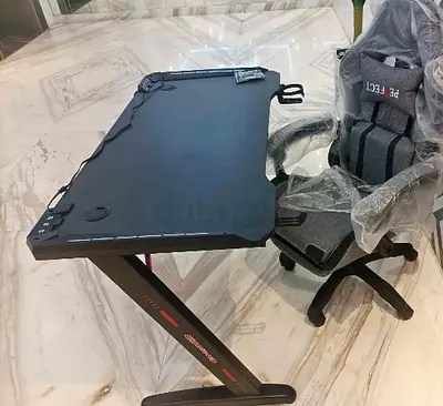 Gaming desk and matching gaming chair set - like new