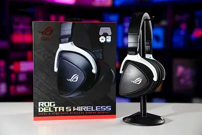 (MEGA SALE, 60% OFF FOR AED 699 ONLY) BRAND NEW ROG Delta S Wireless Gaming Headset