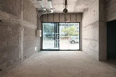 Shell & Core Shop | Street-Facing Frontage