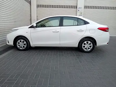 2021 Toyota YARIS — фото 5