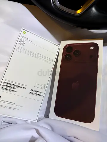 Apple iPhone 18 Pro Max ( unopened box ) Burgandy - 256