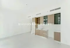 SPACIOUS LAYOUT | VACANT & READY | PRIME LOCATION