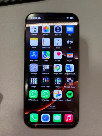 iPhone 16 Pro 256GB (98% Battery)