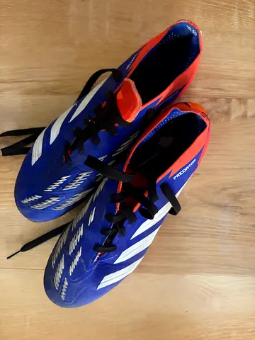 Adidas predator elite 42 2/3 size