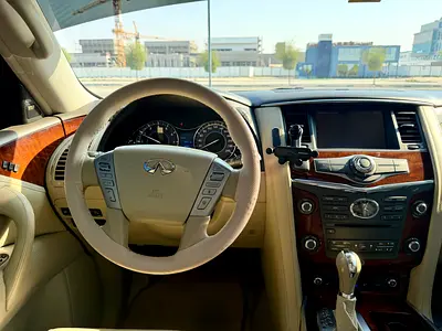 2015 Infiniti QX80 照片 8