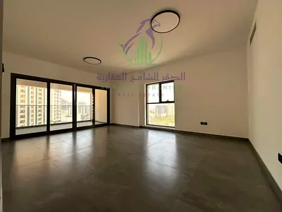 4 غرف للإيجار | 2,300 قدم² | غرفتان ماستر | غرفة خادمة ماستر | 5 حمامات | 114,000 درهم