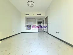 Modern 1 B/R | well maintained | Vacant