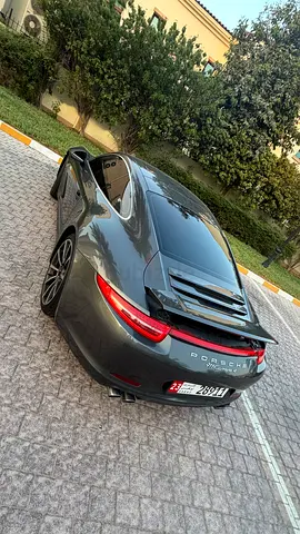 2013 Porsche 911 Carrera 4 GCC Specs quick sale