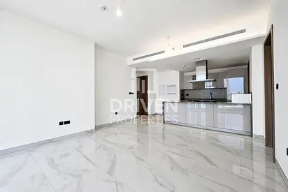 Large Layout | Brand New Unit | Lagoon View