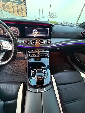 2020 Mercedes-BENZ E-CLASS photo 16