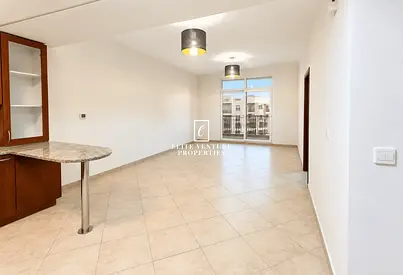 MODERN | PRIME LOCATION | SPACIOUS LAY-OUT