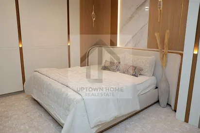 3 bed /ready to move / furnisced/corner