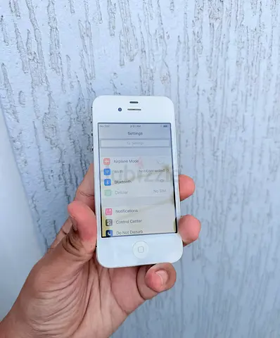 🍎 iPhone 4S | White Color | Brand-New Condition