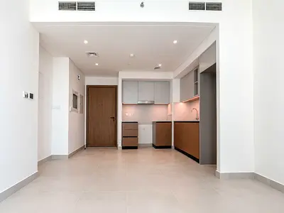 Burj Khalifa & Creek Views | Ready to Move-in