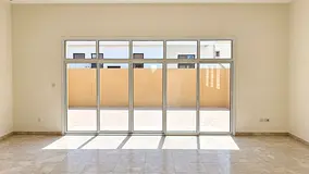 Spacious 4 BHK Villa | Maids Room | Mirdif