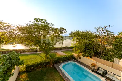 Triple Lake View | Corner Unit | Type 1E