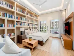 COMMUNITY VIEW | UPGRADED STUDIO | L-SHAPED