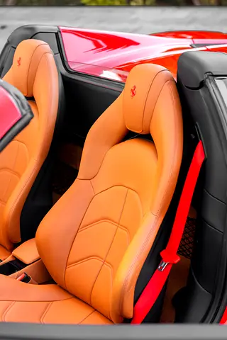 صورة مصغرة 11 لـ 2017 Ferrari 488 SPIDER