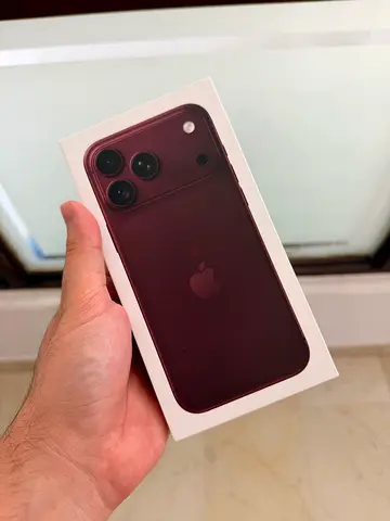 Brand new sealed Apple iPhone 18 promax burgundy 256GB