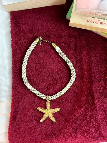 Gold-tone Rope Necklace with Starfish Pendant - Beach Style