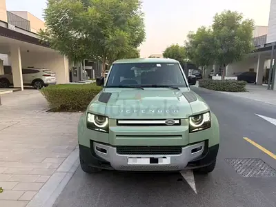 2023 Land Rover Defender 110 HSE P400 GCC Specs/ ladies driver