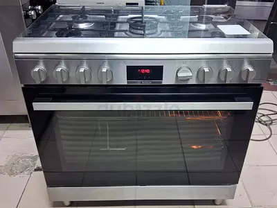 Bosch New model 5 Burner Full Gas Cooker OVEN With Fan. 90Cm.
