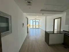 Spacious | High Floor I I Ready To Move