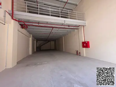 مستودع ايجار سنوي/ميزانين/كهرباء 25/سعر مميز /موقع استراتيجي و قريب من مخارج دبي و الشارقة