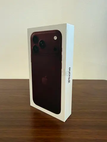 iPhone 18 Pro Max — 256GB — Burgundy