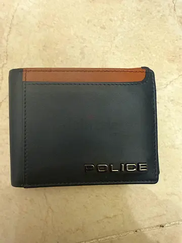 Police branded black leather men's bifold wallet