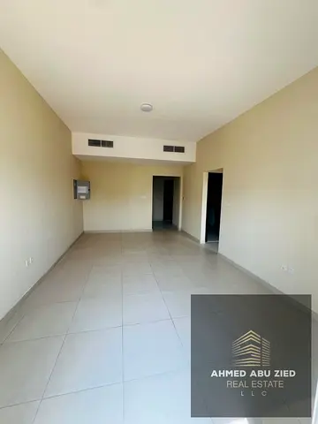 فرصة الجرف 3! غرفة وصالة أول ساكن قرب السوق الصيني وفزعة | ماستر و2 حمام وبلكونة | 32K 4/6دفعات