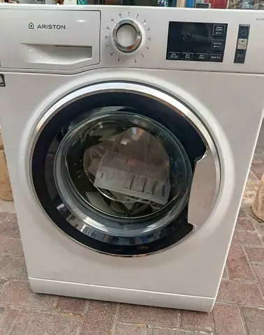 Ariston  washing machine 9 kg - good working condition