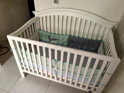 Baby/toddlers Crib