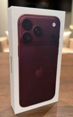 iPhone 18 Pro - Burgundy