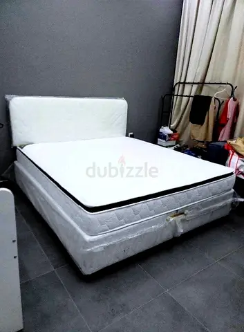 Brand new King size Amrican Diwan base bed frame with Mattress Available