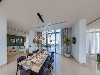 3BR+Maid |Corner +Single Row | Elegant Living