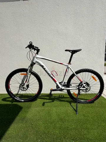 Trek Hardtail Mountain Bike - Shimano Gears, Well Maintained