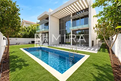 Phase 1 | Spacious Plot | Vacant Villa