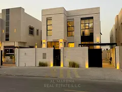 Villa for Sale – 3 Levels – Registration Fees Included – Freehold – Close to All Amenities.
