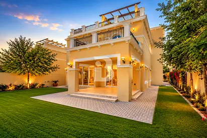 4BR Legacy Nova Villa | Landscaped | Back to Back